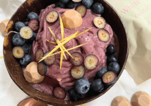 Tag 9 Mittag: Purple Eiscream Bowl